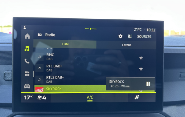 dacia-duster-1-6-hybrid-140ch-journey-4x2 - 147004686