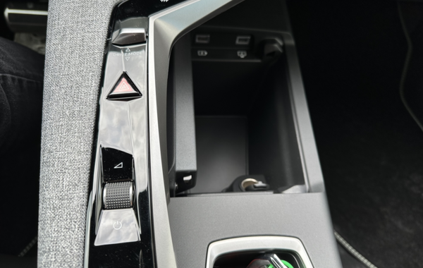 peugeot-3008-1-2-hybrid-145ch-gt-e-dcs6 - 147044686