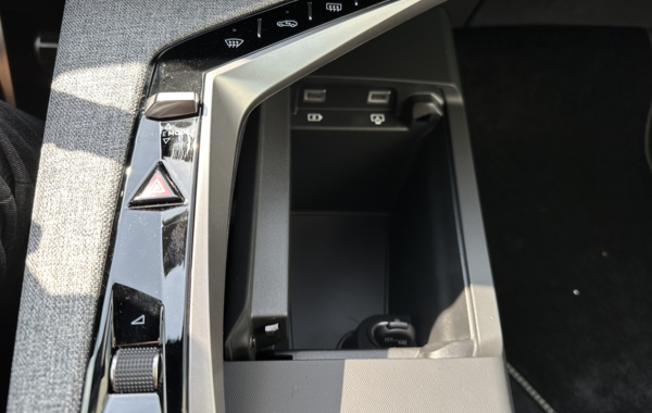 peugeot-3008-1-2-hybrid-145ch-gt-e-dcs6 - 147054686