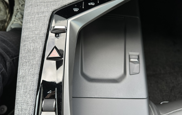 peugeot-3008-1-2-hybrid-145ch-gt-e-dcs6 - 147064686