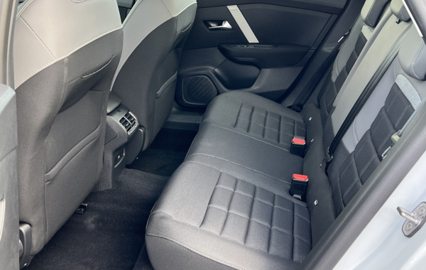 citroen-c4-1-2-hybride-145ch-s-s-business-automatique - 147214686