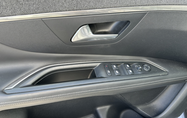 peugeot-3008-1-2-puretech-130ch-allure-s-s - 147544686