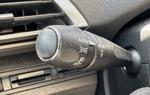 peugeot-3008-1-2-puretech-130ch-allure-s-s - 147544686