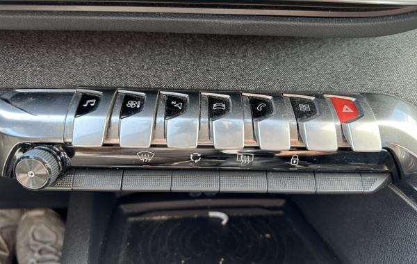 peugeot-3008-1-2-puretech-130ch-allure-s-s - 147544686