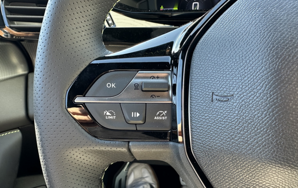 peugeot-308-1-5-bluehdi-130ch-s-s-gt-eat8 - 147664686