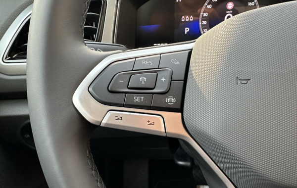 volkswagen-t-roc-1-5-tsi-evo2-150ch-life-plus-dsg7 - 147784686