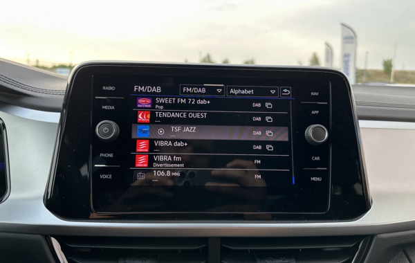 volkswagen-t-roc-1-5-tsi-evo2-150ch-life-plus-dsg7 - 147784686