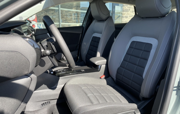 citroen-c4-1-2-hybride-145ch-s-s-plus-automatique - 148274686