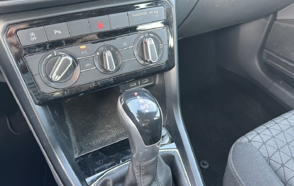 volkswagen-t-cross-1-0-tsi-110ch-lounge-dsg7 - 148454686