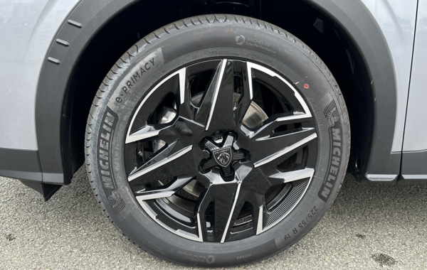 peugeot-5008-hybrid-145ch-allure-e-dcs6 - 148554686