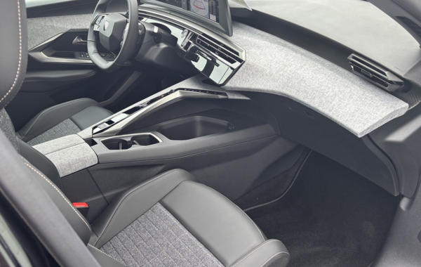 peugeot-5008-hybrid-145ch-allure-e-dcs6 - 148574686