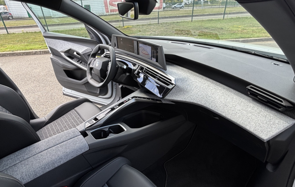 peugeot-5008-hybrid-145ch-allure-e-dcs6 - 148584686