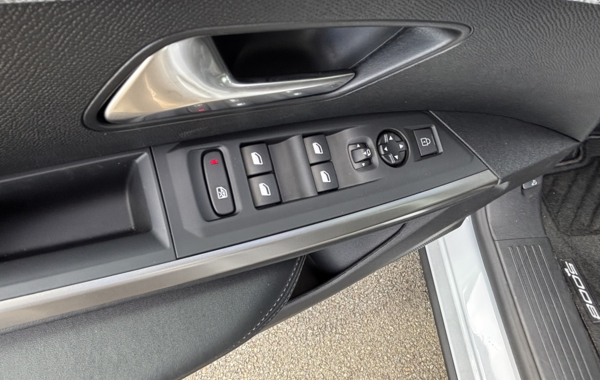 peugeot-5008-hybrid-145ch-allure-e-dcs6 - 148584686