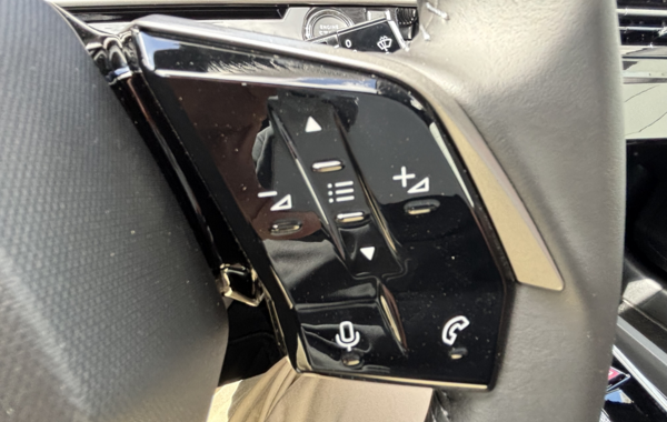 peugeot-5008-hybrid-145ch-allure-e-dcs6 - 148584686