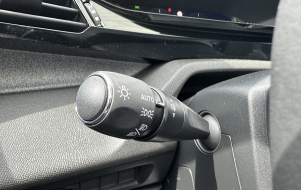 peugeot-308-sw-1-5-bluehdi-130ch-s-s-allure-eat8 - 148694686