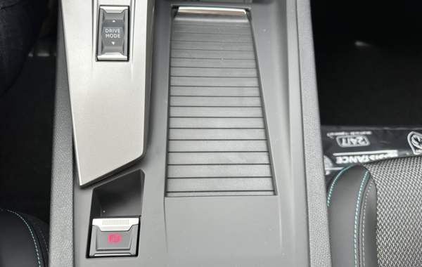 peugeot-308-sw-1-5-bluehdi-130ch-s-s-allure-eat8 - 148694686