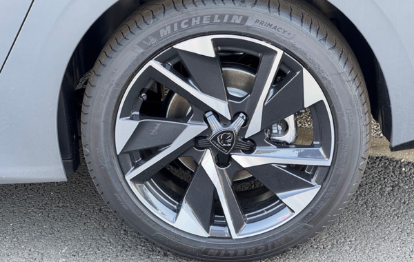 peugeot-308-sw-1-5-bluehdi-130ch-s-s-allure-eat8 - 148734686