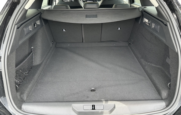 peugeot-308-sw-1-5-bluehdi-130ch-s-s-allure-eat8 - 148744686