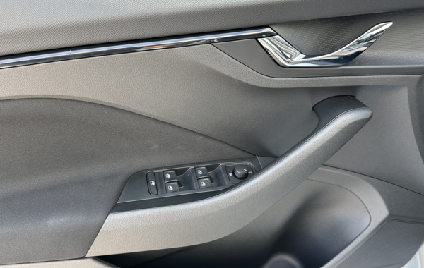 skoda-kamiq-1-0-tsi-evo-2-116ch-selection-dsg7 - 148944686