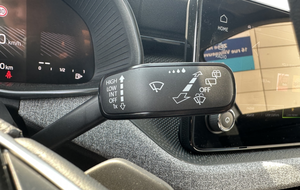 skoda-kamiq-1-0-tsi-evo-2-116ch-selection-dsg7 - 148954686