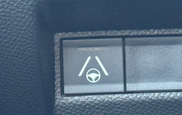 peugeot-208-1-2-hybrid-145ch-gt-e-dcs6 - 149344686