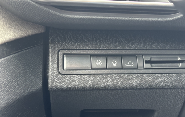 peugeot-3008-1-5-bluehdi-130ch-s-s-gt-eat8 - 149854686