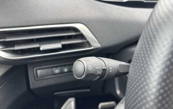 peugeot-3008-1-5-bluehdi-130ch-s-s-gt-eat8 - 149854686