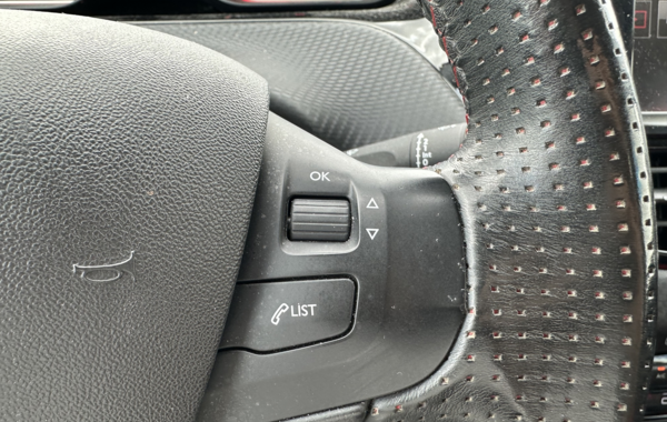 peugeot-2008-1-2-puretech-110ch-gt-line-s-s-eat6 - 150034686