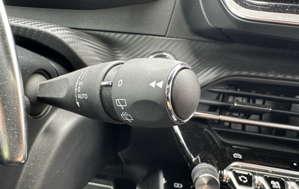 peugeot-2008-1-2-puretech-130ch-s-s-gt-eat8 - 150184686