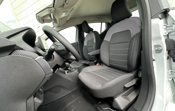 dacia-sandero-1-0-tce-90ch-stepway-expression-auto-24 - 150964686