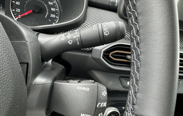 dacia-sandero-1-0-tce-90ch-stepway-expression-auto-24 - 150964686