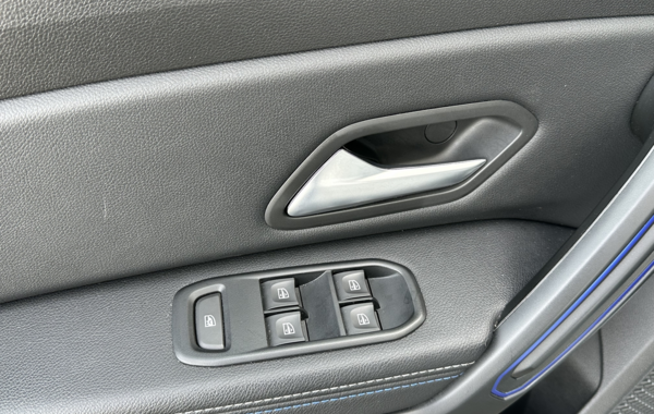 dacia-duster-1-5-blue-dci-115ch-15-ans-4x2-e6u - 151274686