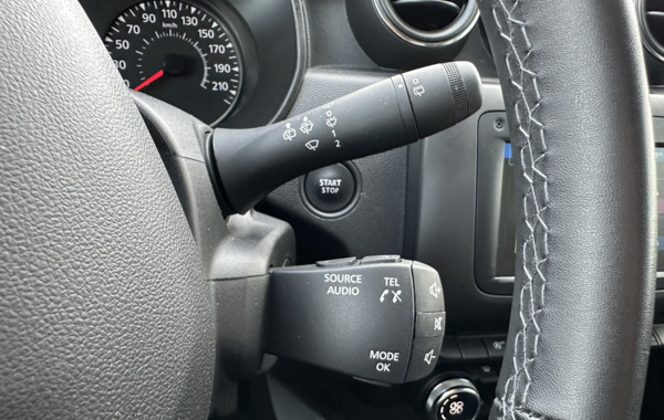 dacia-duster-1-5-blue-dci-115ch-15-ans-4x2-e6u - 151274686