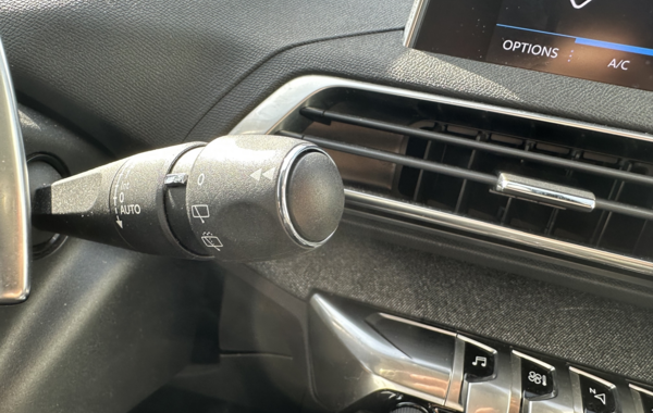 peugeot-3008-1-2-puretech-130ch-allure-business-s-s-eat6 - 151354686