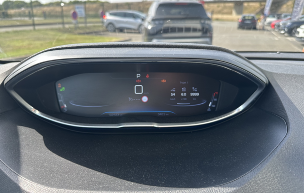 peugeot-3008-1-2-puretech-130ch-allure-business-s-s-eat6 - 151354686