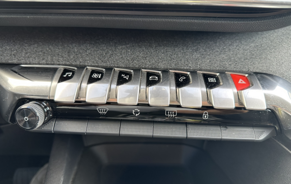 peugeot-3008-1-2-puretech-130ch-allure-business-s-s-eat6 - 151354686