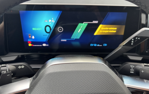 renault-austral-1-2-e-tech-full-hybrid-200ch-techno-25 - 151884686