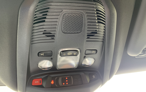 peugeot-3008-1-2-puretech-130ch-s-s-gt-eat8 - 81594686