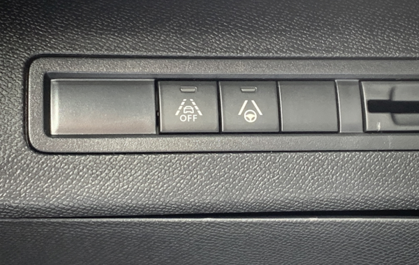 peugeot-3008-1-2-puretech-130ch-s-s-gt-eat8 - 81594686