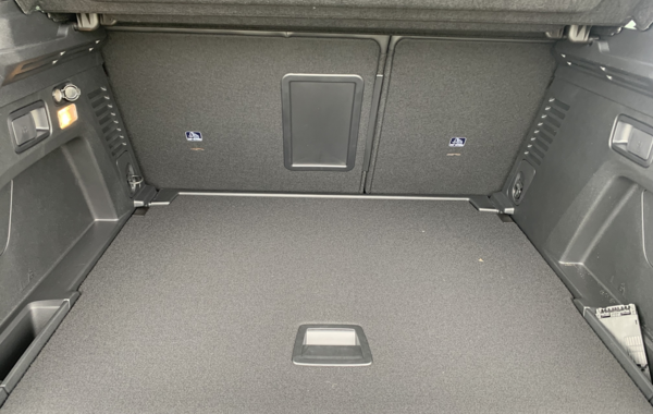 peugeot-3008-1-2-puretech-130ch-s-s-gt-eat8 - 81594686