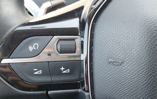 peugeot-3008-hybrid-225ch-allure-pack-e-eat8 - 86444686