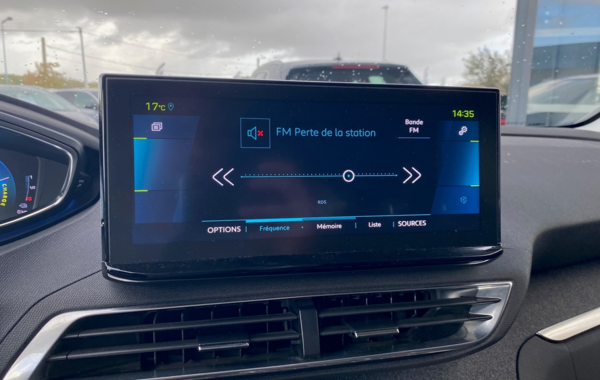 peugeot-3008-hybrid-225ch-allure-pack-e-eat8 - 89474686