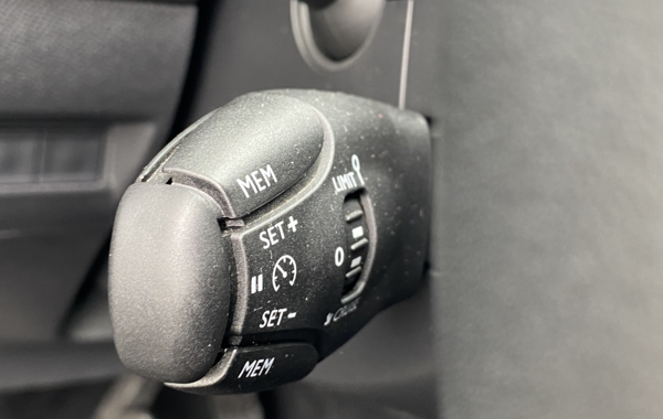 peugeot-2008-1-2-puretech-100ch-s-s-allure - 96334686