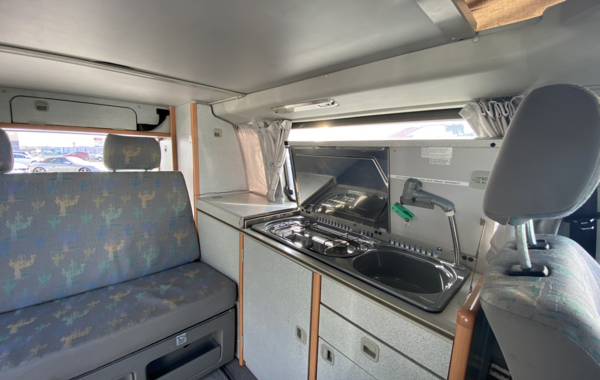 volkswagen-t4-california-coach - 539924713