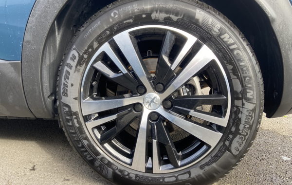 peugeot-3008-hybrid-225ch-gt-e-eat8 - 606084713