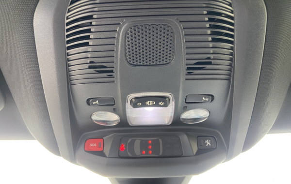 peugeot-3008-hybrid-225ch-gt-e-eat8 - 606084713