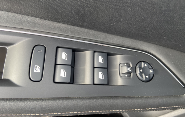 peugeot-3008-hybrid-225ch-gt-e-eat8 - 606084713