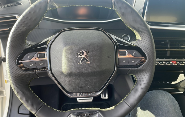 peugeot-2008-e-2008-136ch-gt - 613844713