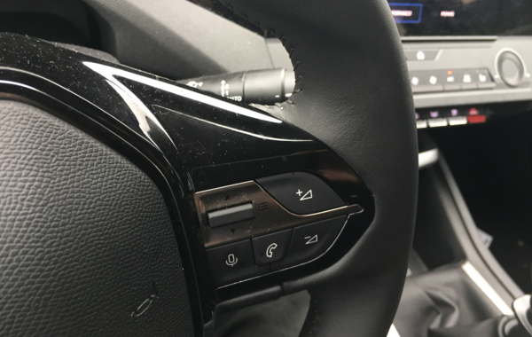 peugeot-308-sw-1-5-bluehdi-130ch-s-s-active-pack - 637534713