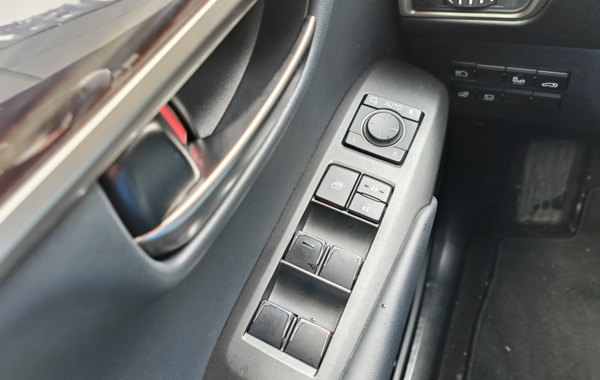 lexus-nx-300h-2wd-executive - 675594713